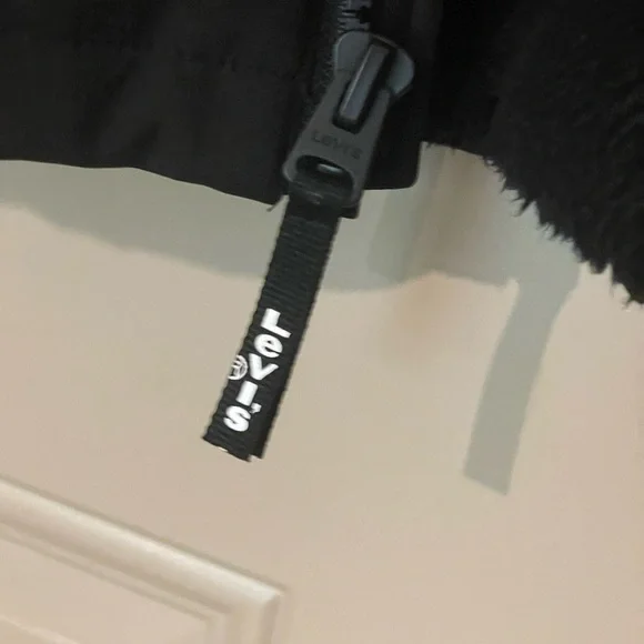 NEW NEVER WORN Black Levi Strauss Co. Coat with inner lining - Picture 3 of 9